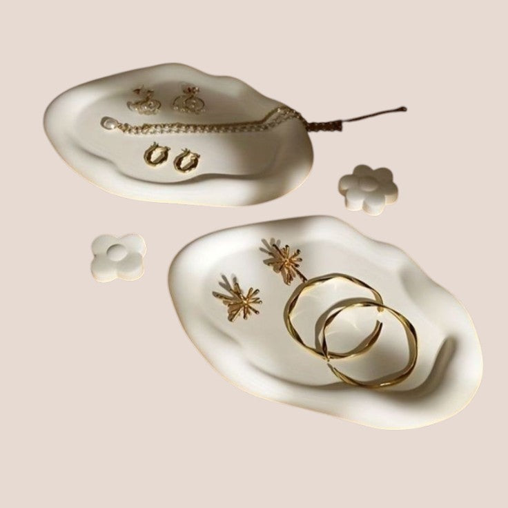 Elegant Concrete Jewelry Display Tray